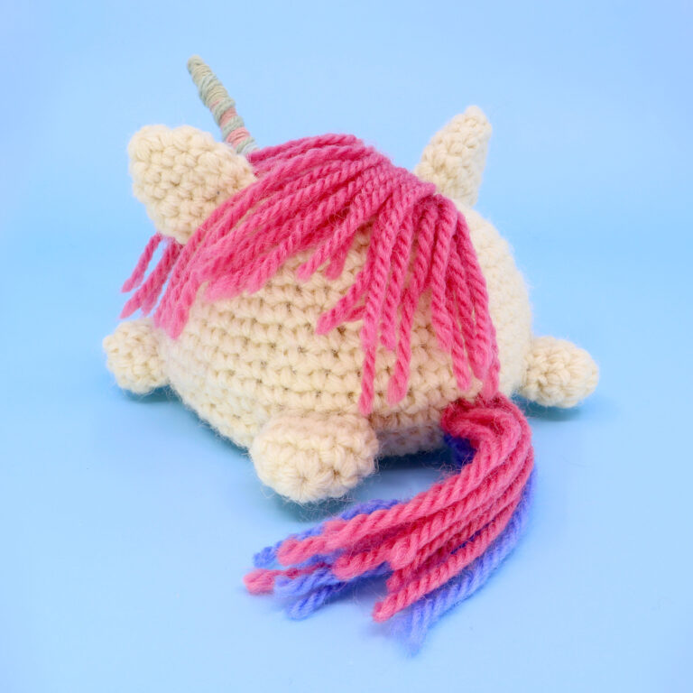 04_ReversibleUnicorn_pink_square